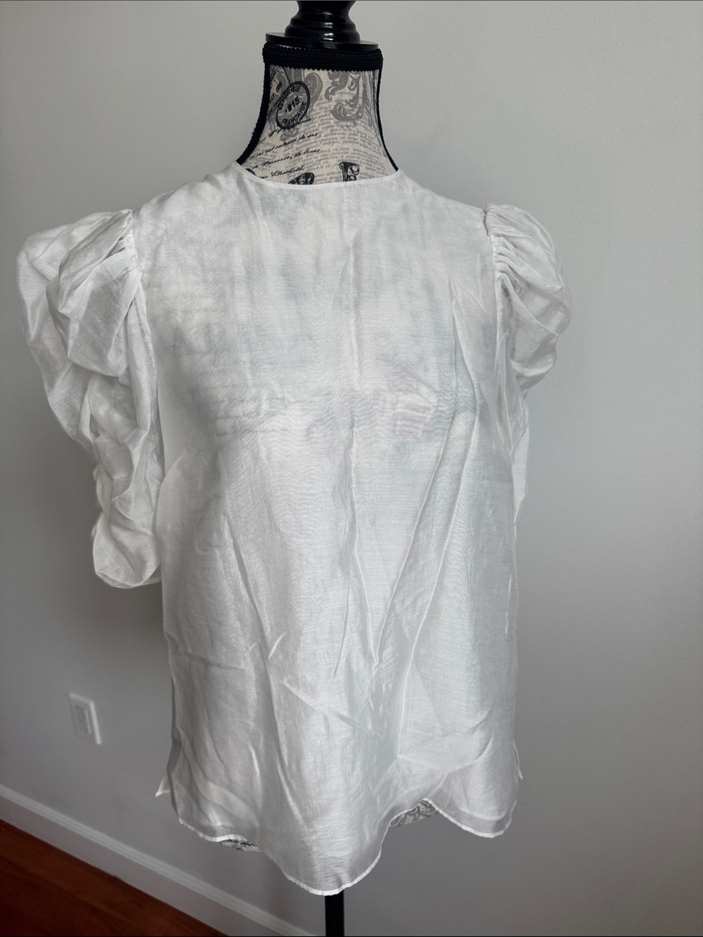 Ted Baker London White Puff Sleeve Blouse